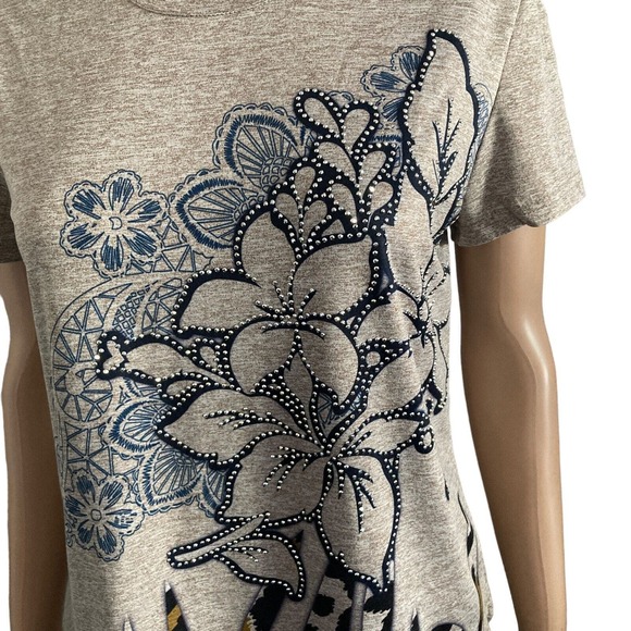 Todays Designer Tshirt Womens Small Floral Beaded Stretch Bling Gray Blue - Picture 8 of 10